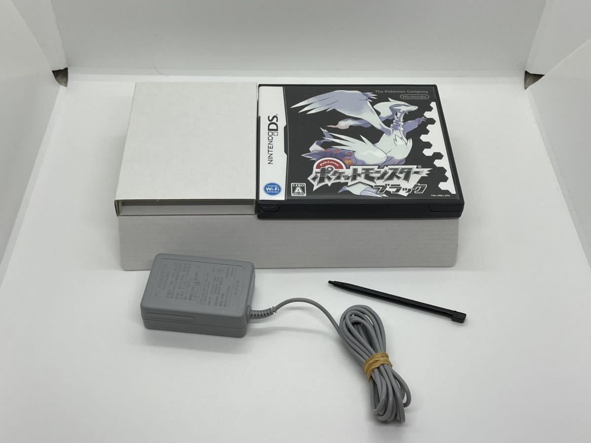 美品 限定 】 完動品 ニンテンドー DSi レシラム ・ ゼクロム 