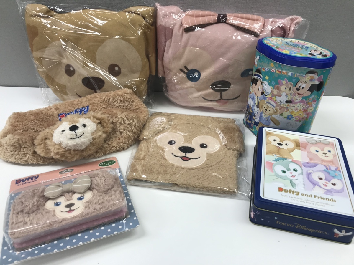 ディズニー あり ダッフィー シェリーメイグッズ 7点 スマホケース ティッシュボックスカバーほか 7y78 80 ディズニー 売買されたオークション情報 Yahooの商品情報をアーカイブ公開 オークファン Aucfan Com