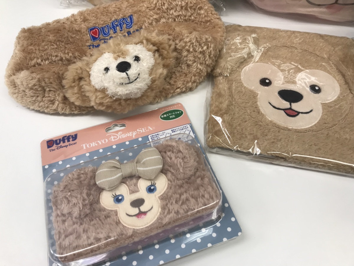 ディズニー あり ダッフィー シェリーメイグッズ 7点 スマホケース ティッシュボックスカバーほか 7y78 80 ディズニー 売買されたオークション情報 Yahooの商品情報をアーカイブ公開 オークファン Aucfan Com