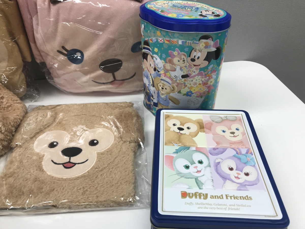 ディズニー あり ダッフィー シェリーメイグッズ 7点 スマホケース ティッシュボックスカバーほか 7y78 80 ディズニー 売買されたオークション情報 Yahooの商品情報をアーカイブ公開 オークファン Aucfan Com