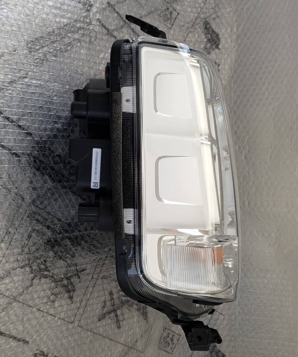 ☆スズキ エブリィ ワゴン ☆ 純正 右ヘッドライト ヘッドランプ