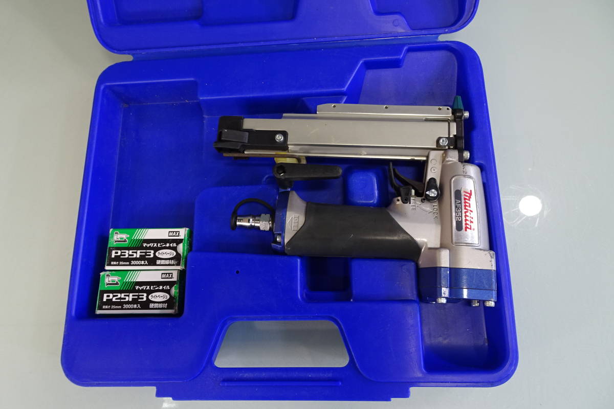 マキタ(Makita) PT352DZK 充電式ピンタッカ 14.4V 本体+ケース Makta 