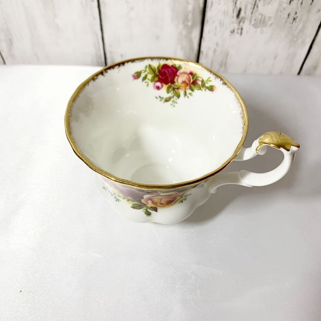 ROYAL ALBERT 【未使用 美品】ロイヤルアルバート カップ&ソーサー 