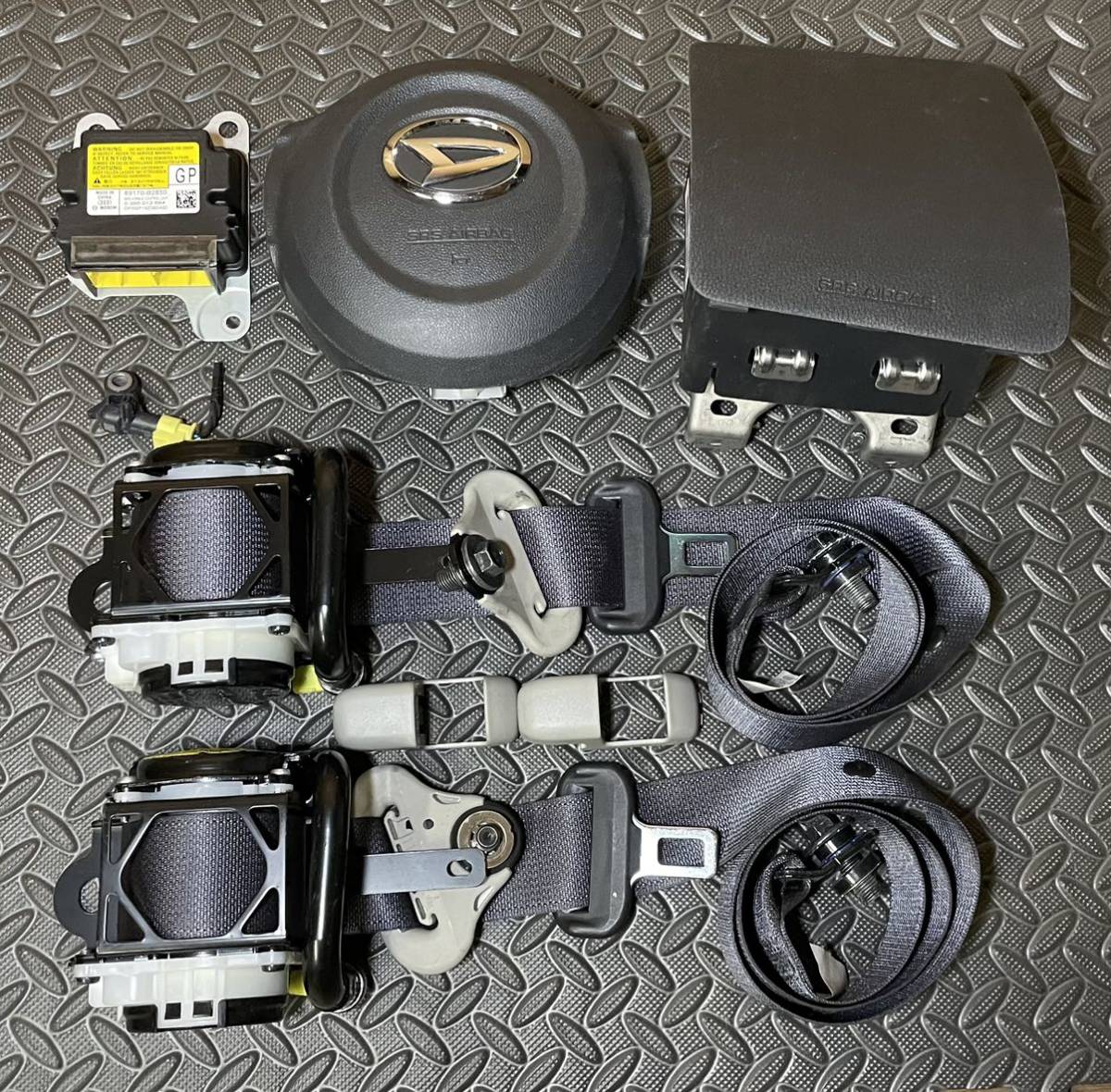 ムーブ LA150S エアバック インフレーター欠品