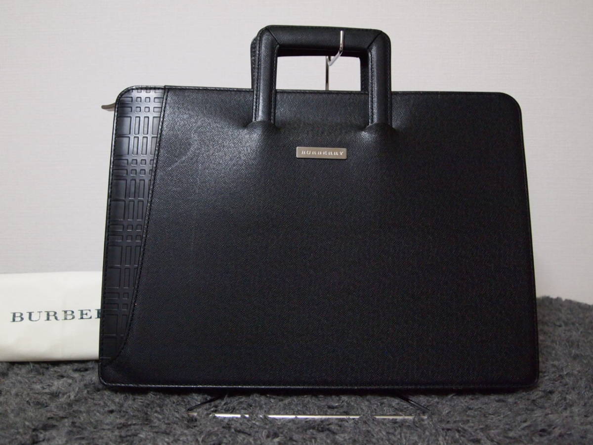 美品 BURBERRY バーバリー かっちり 極上 カーフレザー エンボス加工