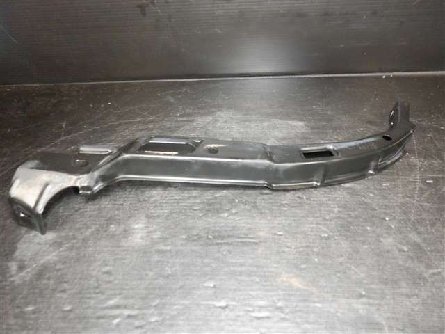 HR34 スカイライン 純正 フロント 左 ホースメント スカイライン ER34 R34 フロントバンパー 前期用 バンパー