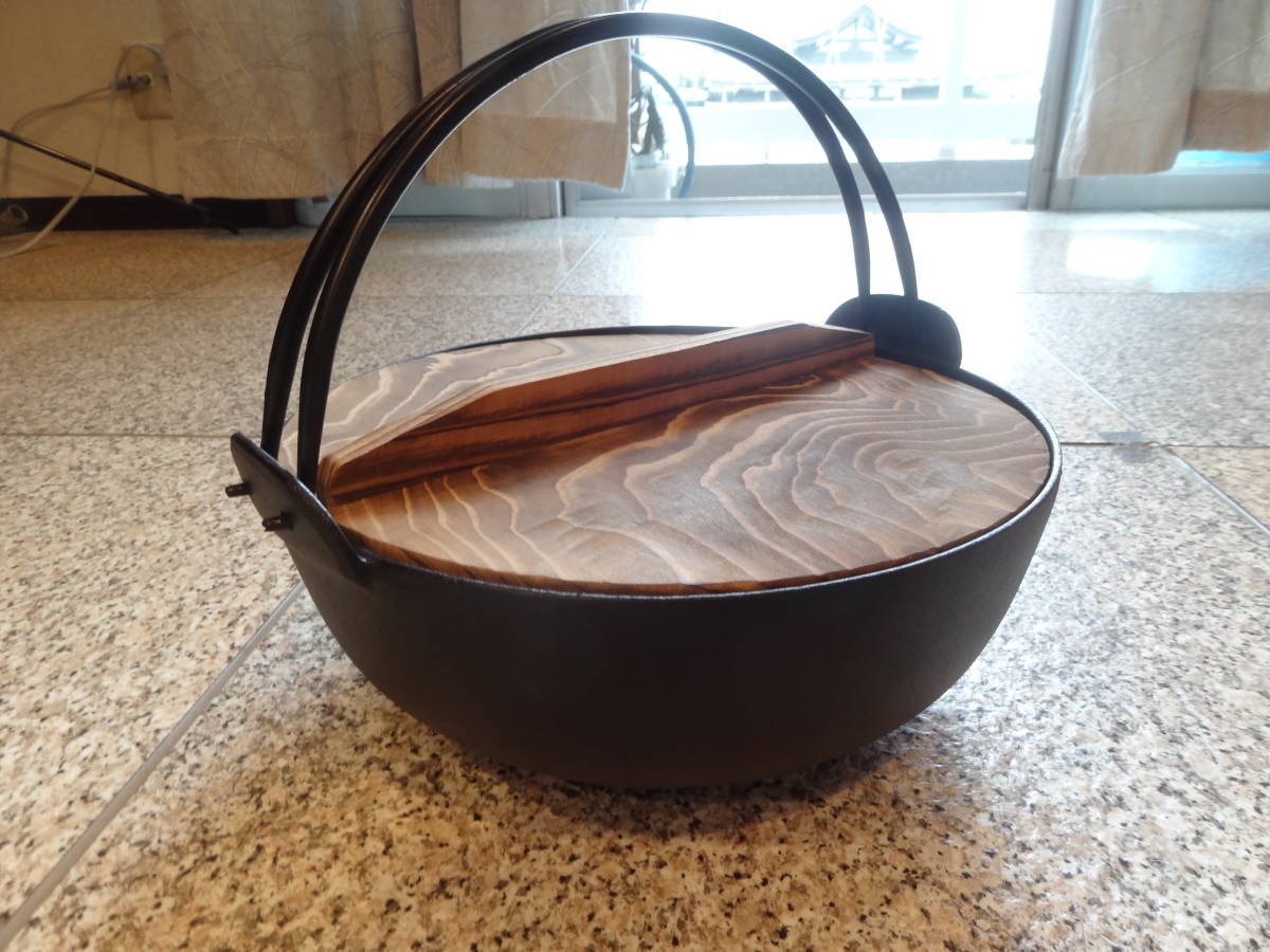未使用南部鉄器 木蓋鉄鍋 いろり鍋 直径27cm 南部鉄器