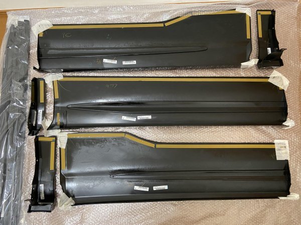 202 ブラック 未使用 30 アルファード　ヴェルファイア　modellista サイドスカート　モデリスタ 運転席 スライド欠品 ヴェルファイア 0 トヨタ 1 モデリスタ」の中古 カスタマイズアイテムを追加発売