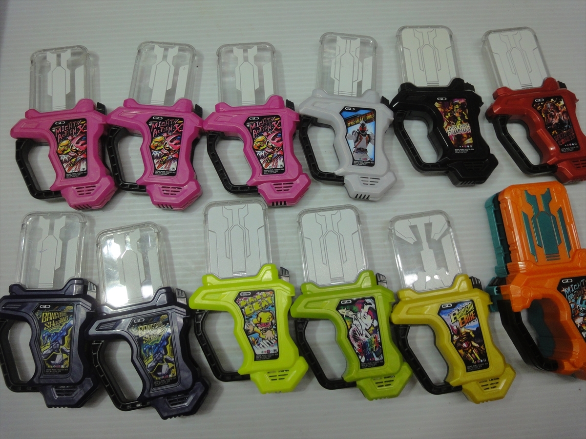 ヒーローごっこ、格闘 D17-1A2609/仮面ライダー ゴースト・ドライブ・エグゼイド・ビルド 変身ベルト/シフトカー/シフトブレス/ガシャット/フルボトル ※沖/離×