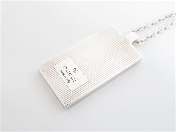 人気セール，品質保証 GUCCI グッチ ネックレス プレート スクエア ロゴ入 SV925 重量 約 29.6g(ネックレス、ペンダント、チョーカー)｜売買されたオークション情報、yahooの商品情報をアーカイブ公開 - オークファン ネックレス、ペンダント、チョーカー