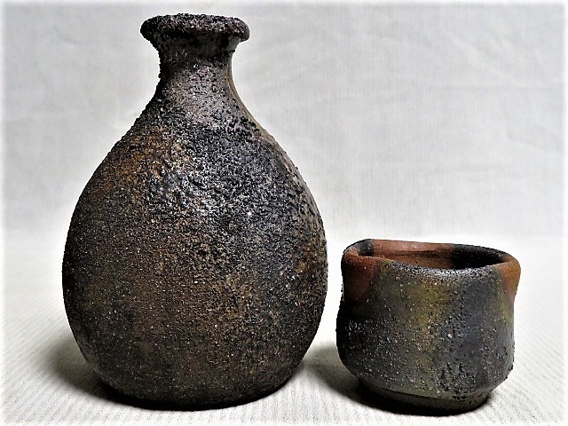 備前焼 花器 共箱付き 備前焼 原田拾六 共箱 盃 酒器 備前 ぐい呑 共布 栞 陶芸家 鎬