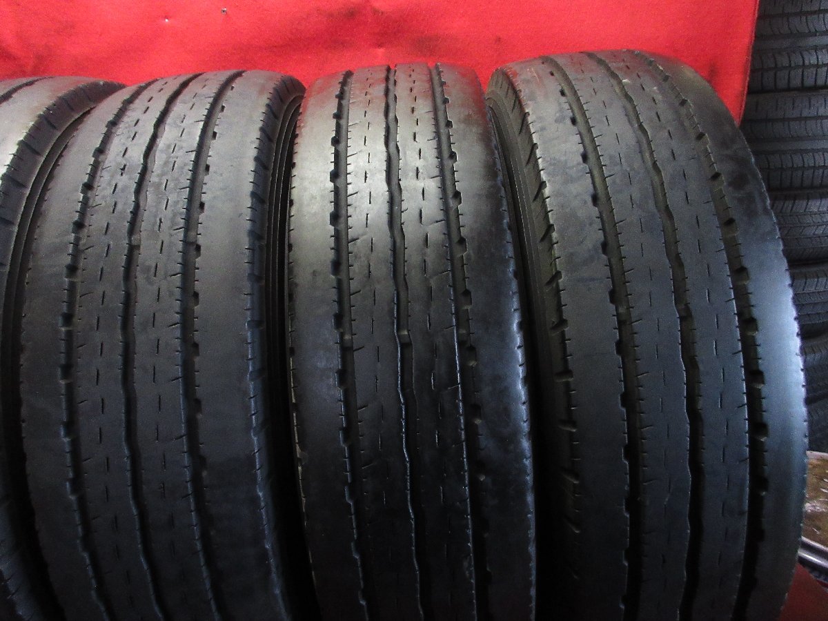 YOKOHAMA LT151R 215&frasl;70R17.5 118&frasl;116L タイヤ 6本 215/70R17.5 118/116L LT 12 PR ヨコハマ バリ山 溝アリ 送料無料★12966T LT 12PR 17.5インチ ライト