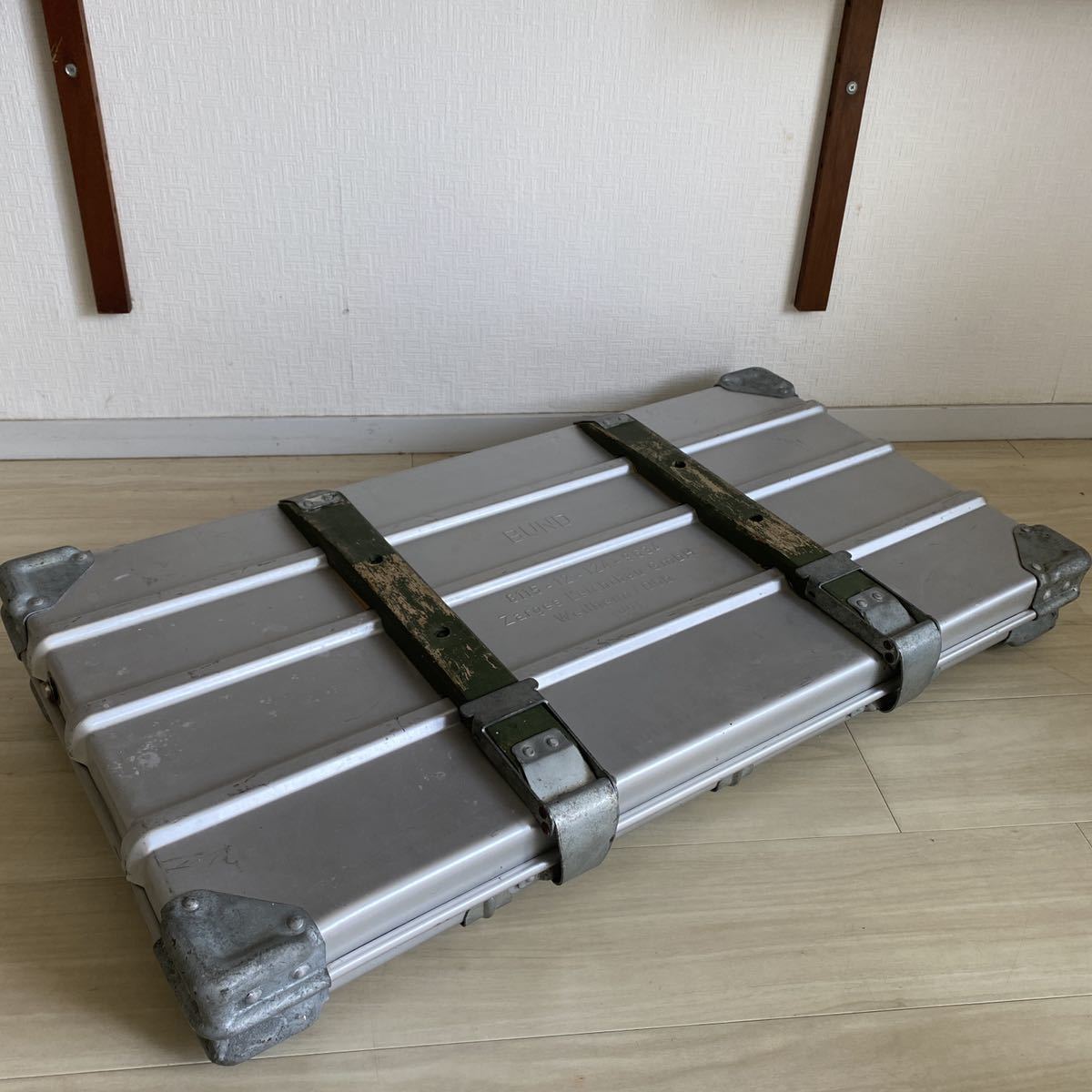 ビンテージ アルミコンテナ vintage ミリタリーボックス ZARGES 