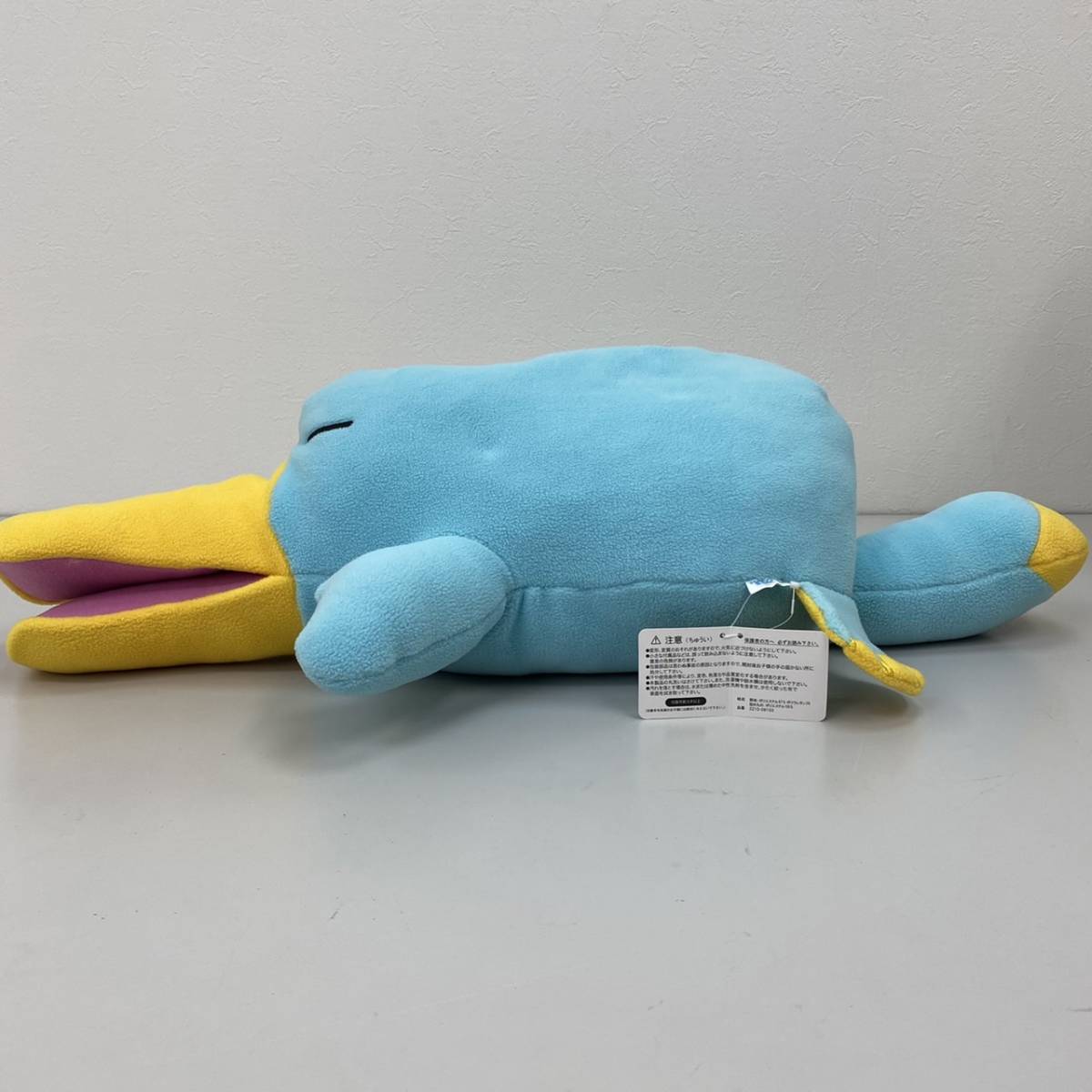 22C0622 ICOCA イコカ カモノハシのイコちゃん 寝そべり 抱き枕