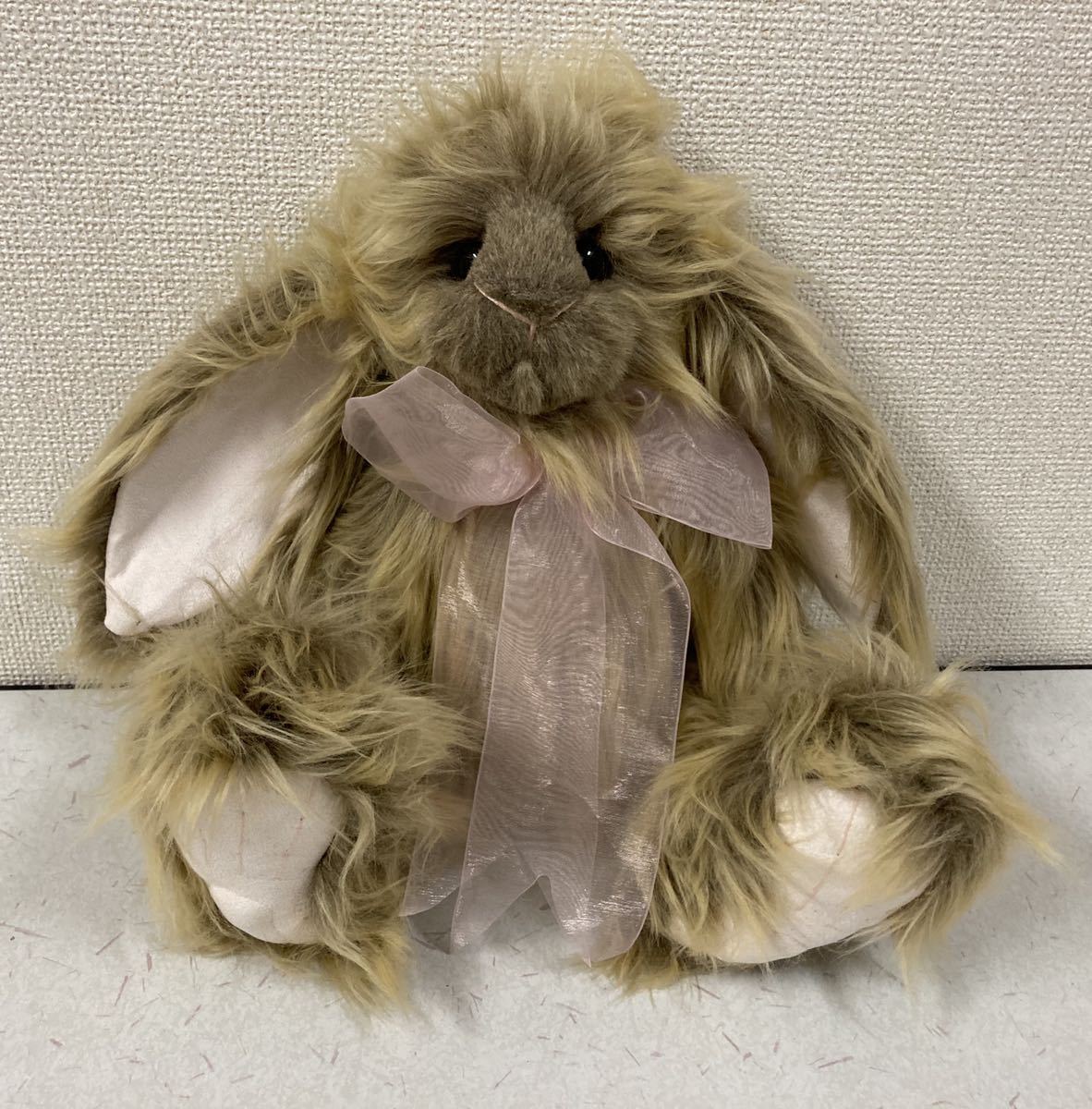 値下げしました❗️CHARLIE BEARS ウサギのぬいぐるみ 本物保証，安い チャーリーベアーズ CHARLIE BEARS うさぎ ウサギ