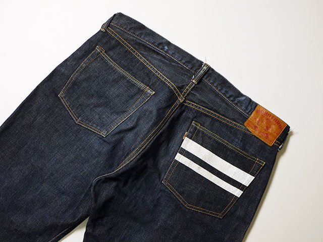 ビッグサイズ◆　MOMOTARO JEANS　桃太郎ジーンズ　1005SPK　デニムパンツ　正規品　出陣ミドルストレート　ジーンズ　セルビッジ　W38 MOMOTARO JEANS 桃太郎ジーンズ 大きいサイズ（ブランド桃太郎ジーンズ 0905SP サイズ31
