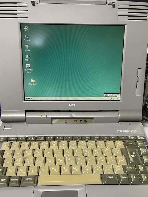 パソコン PC-9821 Na9 CF仕様　液晶OK　86音源OK　ジャンク扱いでお願いします。