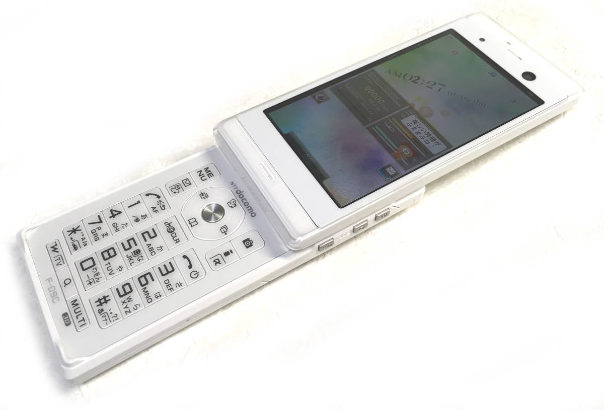 F-09C docomo - series PRIME ドコモ ホワイト□判定 F－09C