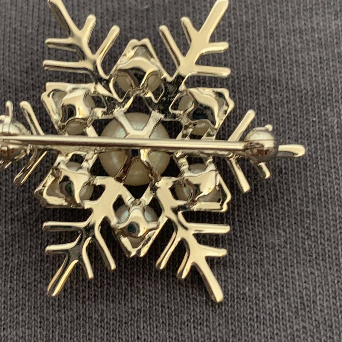 未使用に近い】ミキモト mikimoto シルバー 雪結晶 ブローチ ブランド
