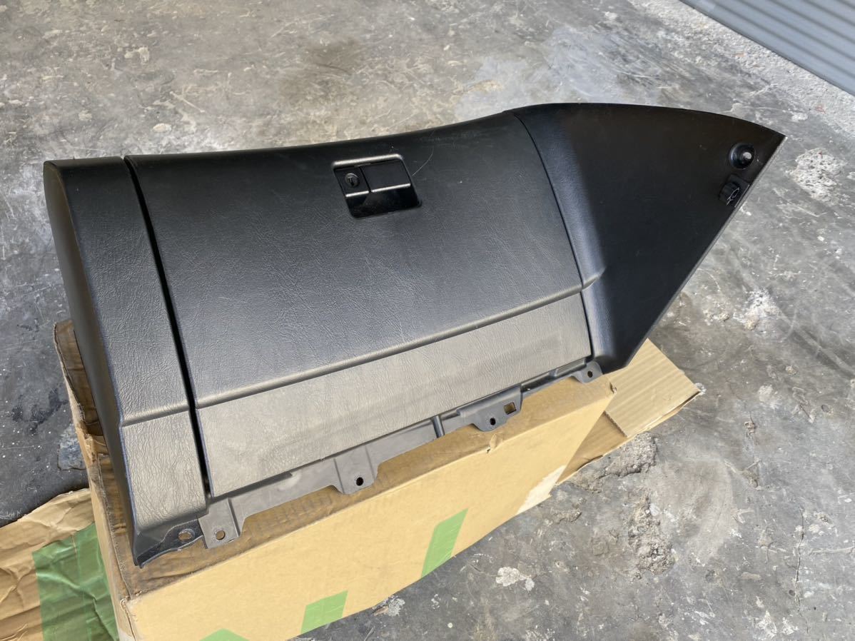 jzx100 チェイサー 純正グローブボックス 品番55550-22180 55433-22140