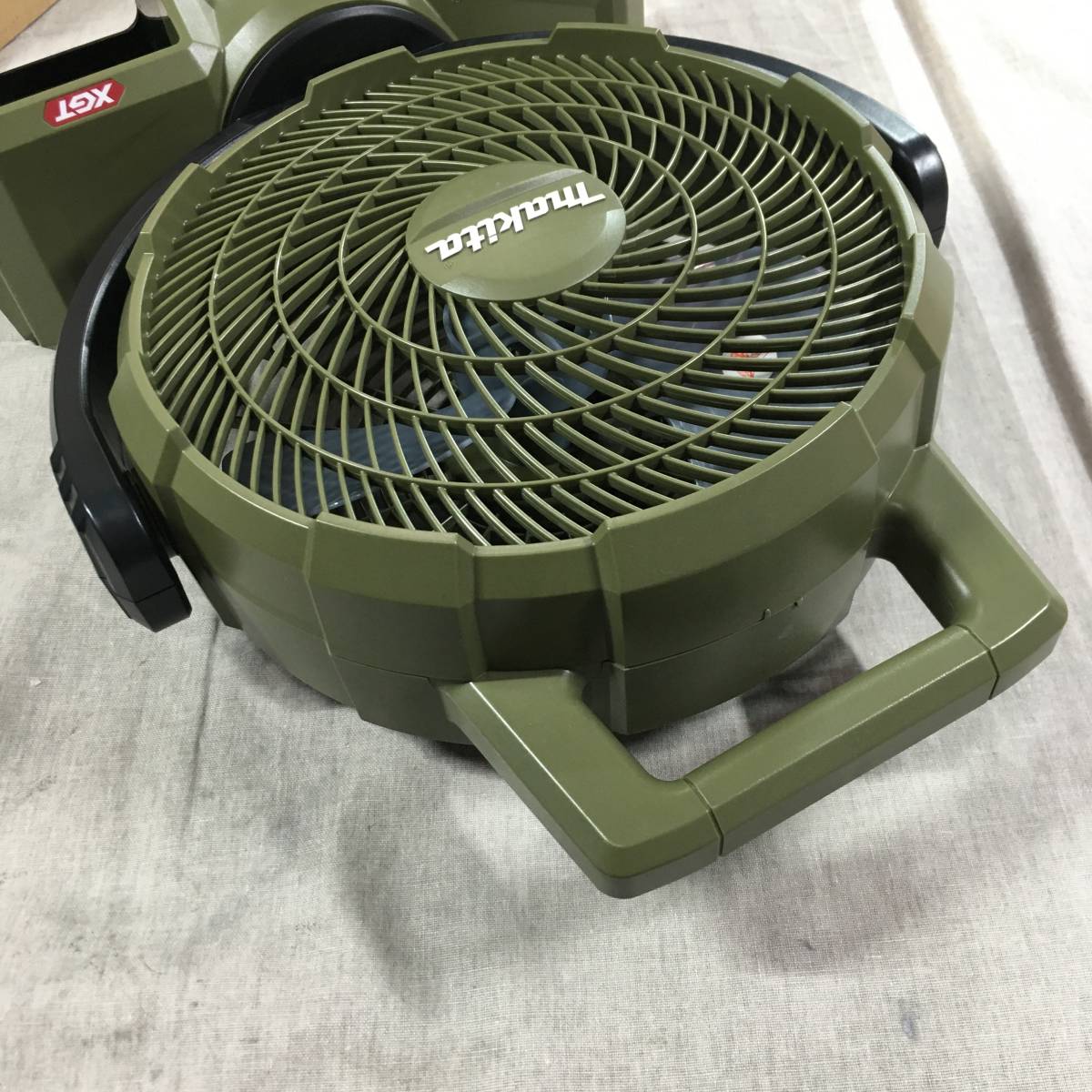 現状品 マキタ(Makita) 充電式ファン（オリーブ）バッテリ別売