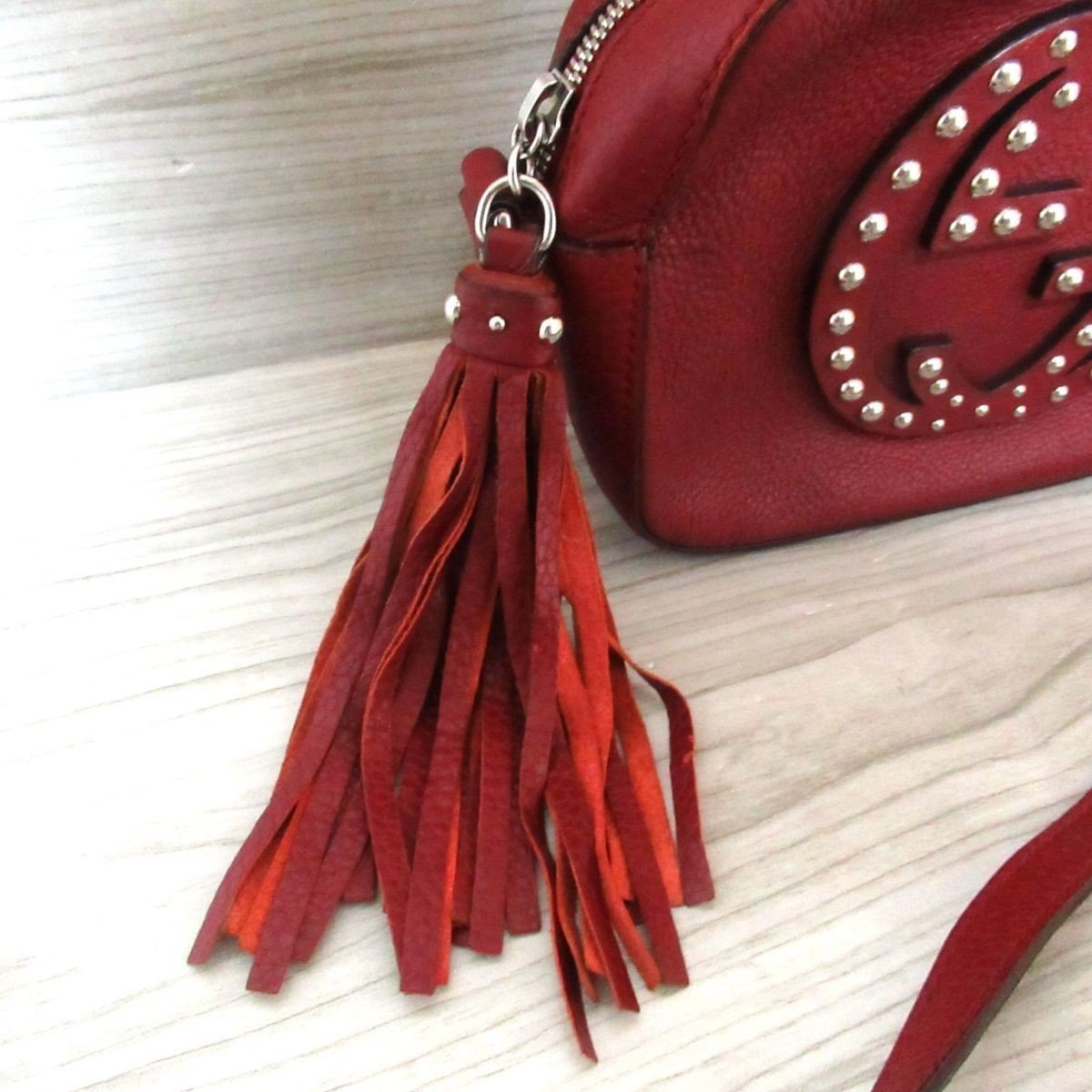 GUCCI ソーホー ショルダーバッグ レッド レザー タッセル 【公式通販】