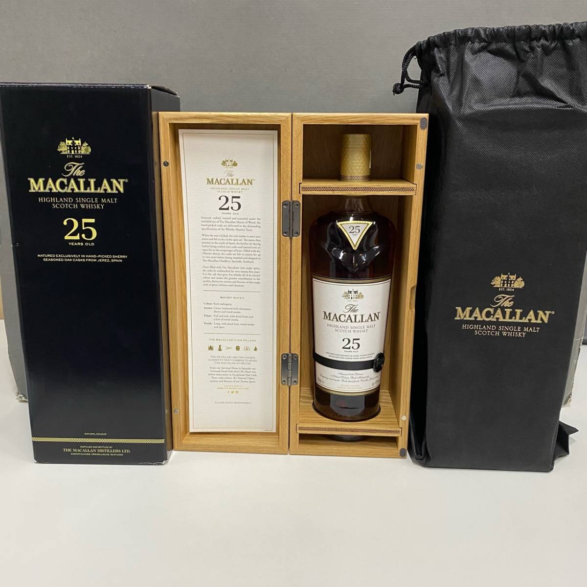 マッカラン25年（木箱）