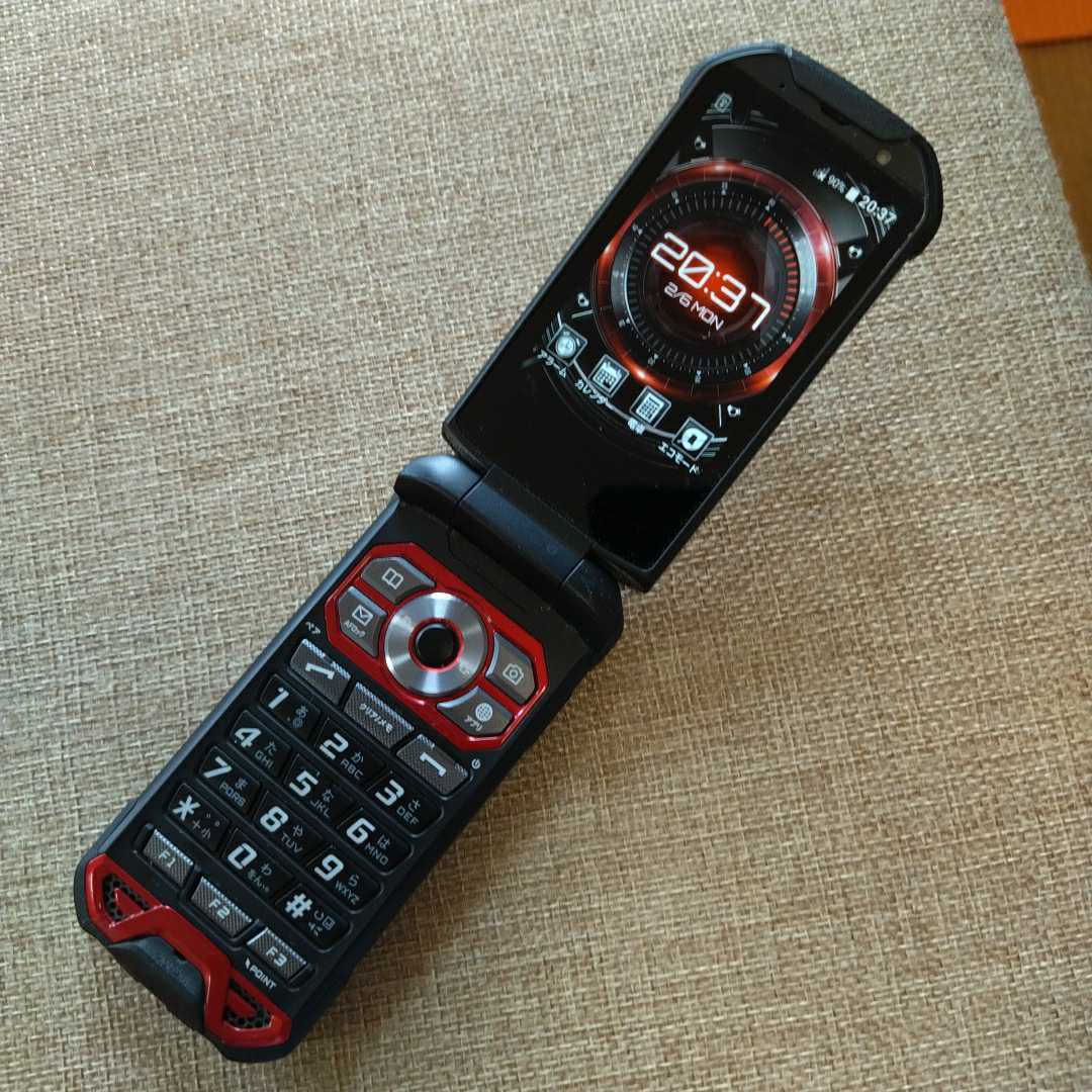 スマートフォン・携帯電話 au TORQUE X01 防水 耐衝撃 ガラケー 携帯