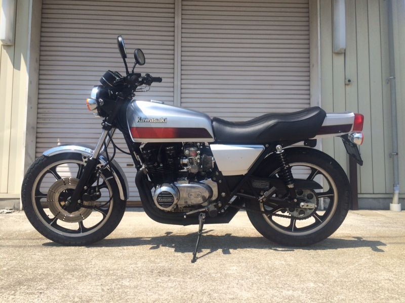 Kawasaki Z400FX用 E4風カラー 純正外装用ラインステッカー タンク