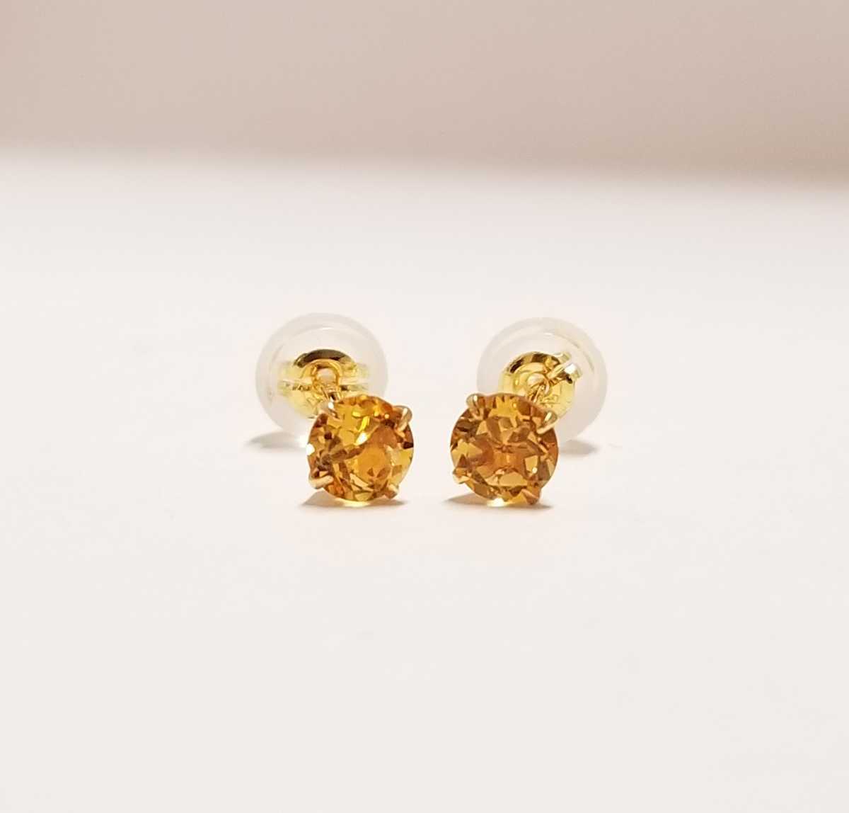 新品☆K18(18金)天然石シトリントパーズ4㎜ピアス 【公式通販】
