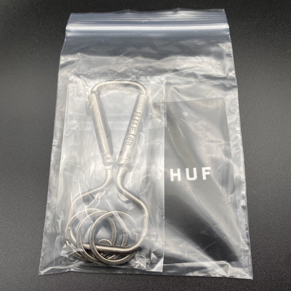 新品未開封HUF カラビナ シルバー キーケース キーリング