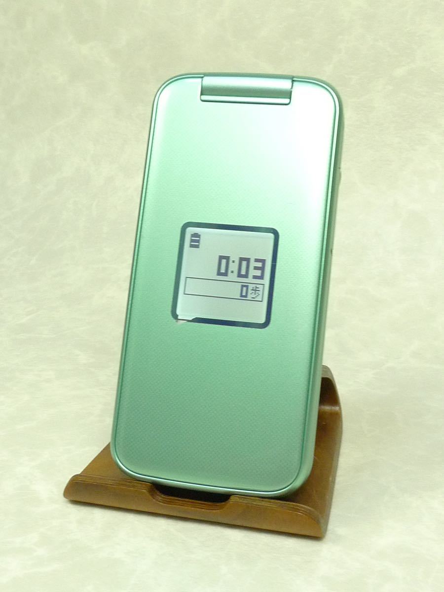 4062【SIMロック解除済み/良品】らくらくホン F-02J ミントグリーン