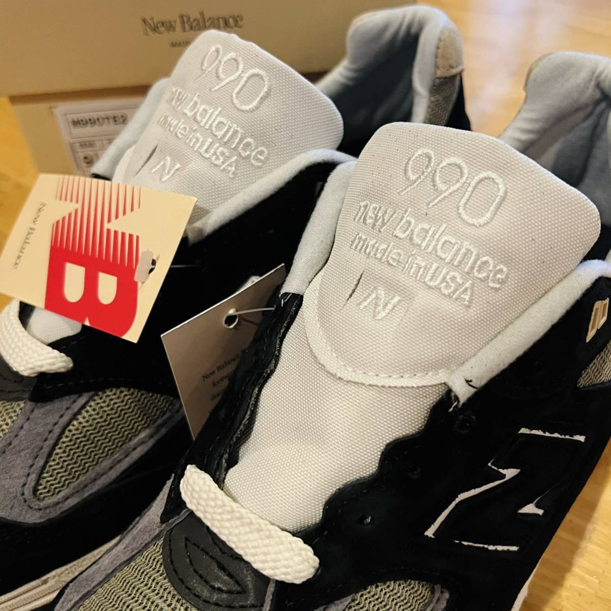 ○1円スタート○新品未使用○27.5cm○New Balance M990TE2 v2 