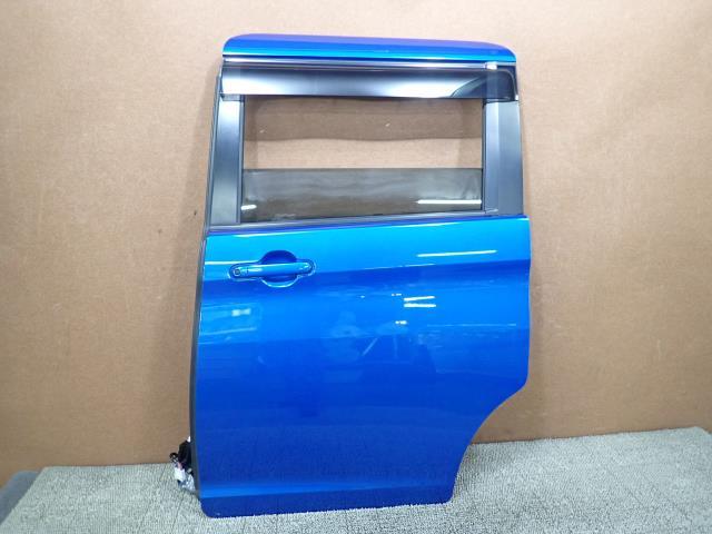 ソリオ DAA-MA36S 左リアドアASSY K12C ZWG 68701-81P10