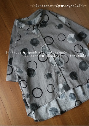 hand　made♪cotton&リネンflower刺繍ノーカラーショート丈ジャケット♪ hand | made♪cotton&amp;リネンちび襟シャツ♪ 台湾 方さん手作り藤の花刺繍リネン携帯小物ポケット 母の日