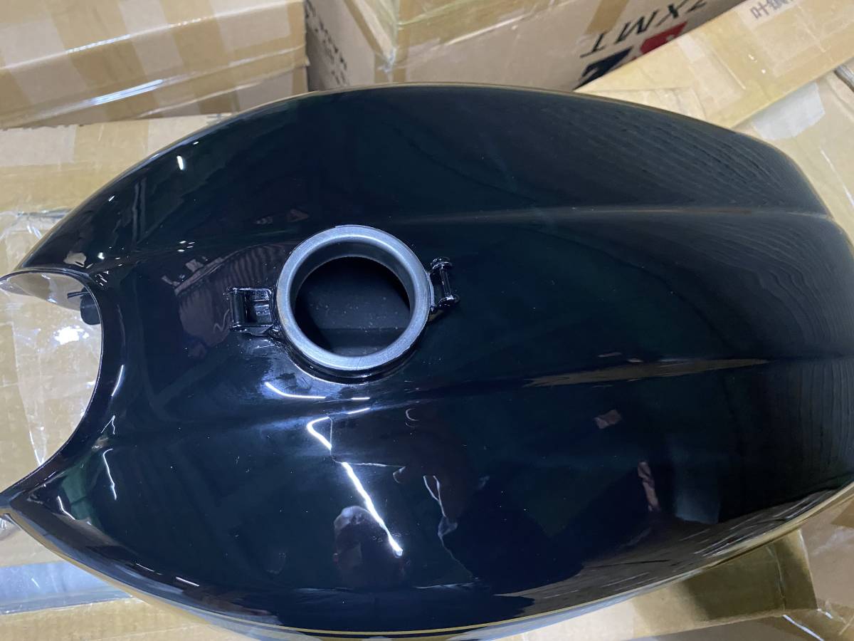 GT380 金B3ライン タンク / GT550 GS400 外装BEET キジマ 黒 ブラック 