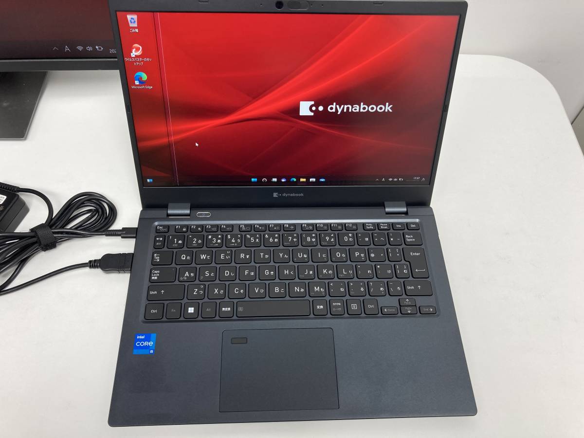 東芝 dynabook G83/HS A6G9HSFAD621 / Core i5-1135G7 2.4GHz/ 16GB 