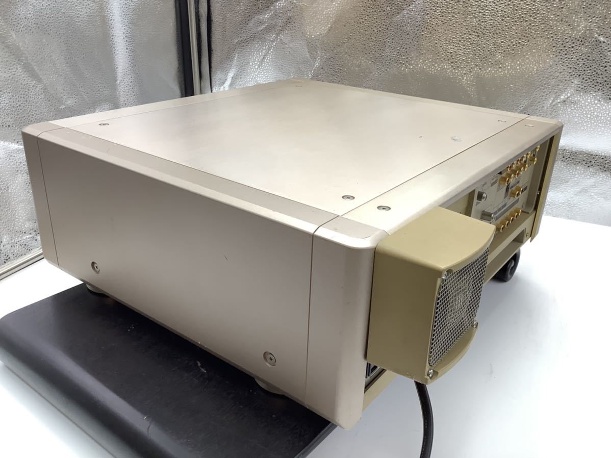 B7345 Y Victor ビクター S-VHS ビデオデッキ HR-2000 通電あり ジャンク