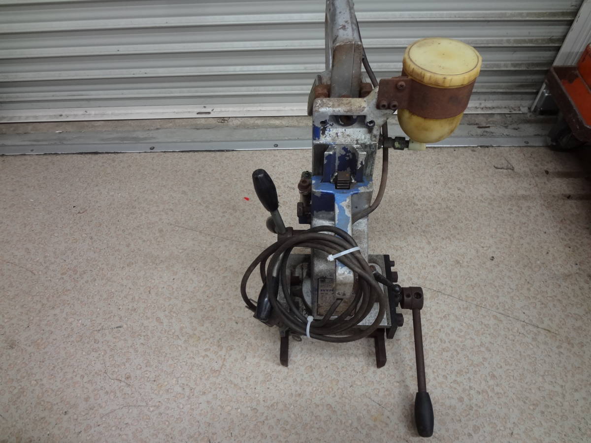 アトラミニエース 日東工器 AMT-18 携帯式穴あけ機 - 中古工具 穴あけ 