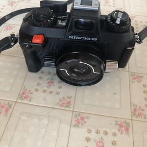 NIKONOS IV-AのYahoo!オークション(旧ヤフオク!)の相場・価格を見る