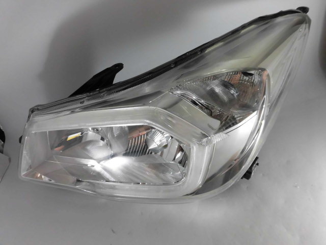 M29-4-6 フォレスター　前期　SJ5 SJG 打刻８G　HID 100-60150
