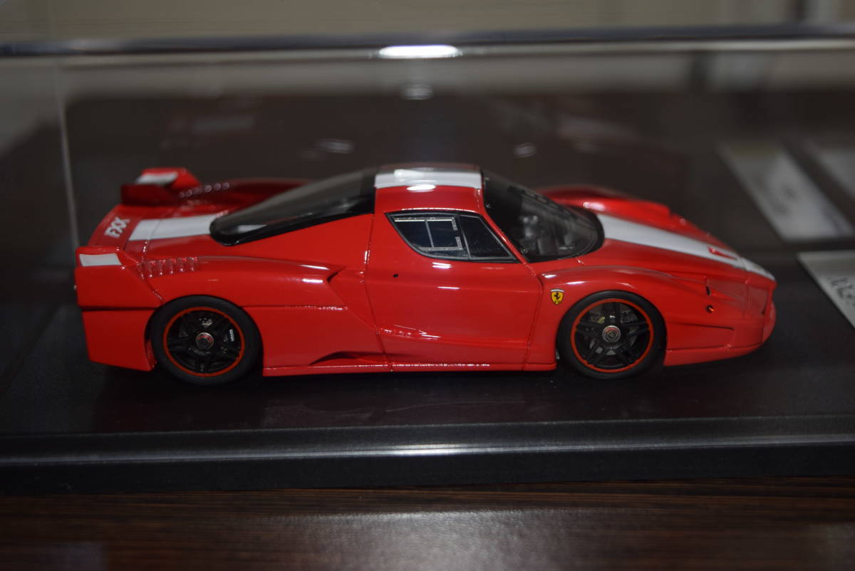Looksmart 1/43 FERRARI FXX 2005 RedScuderia Ferrari 1⁄43 FXX PINK