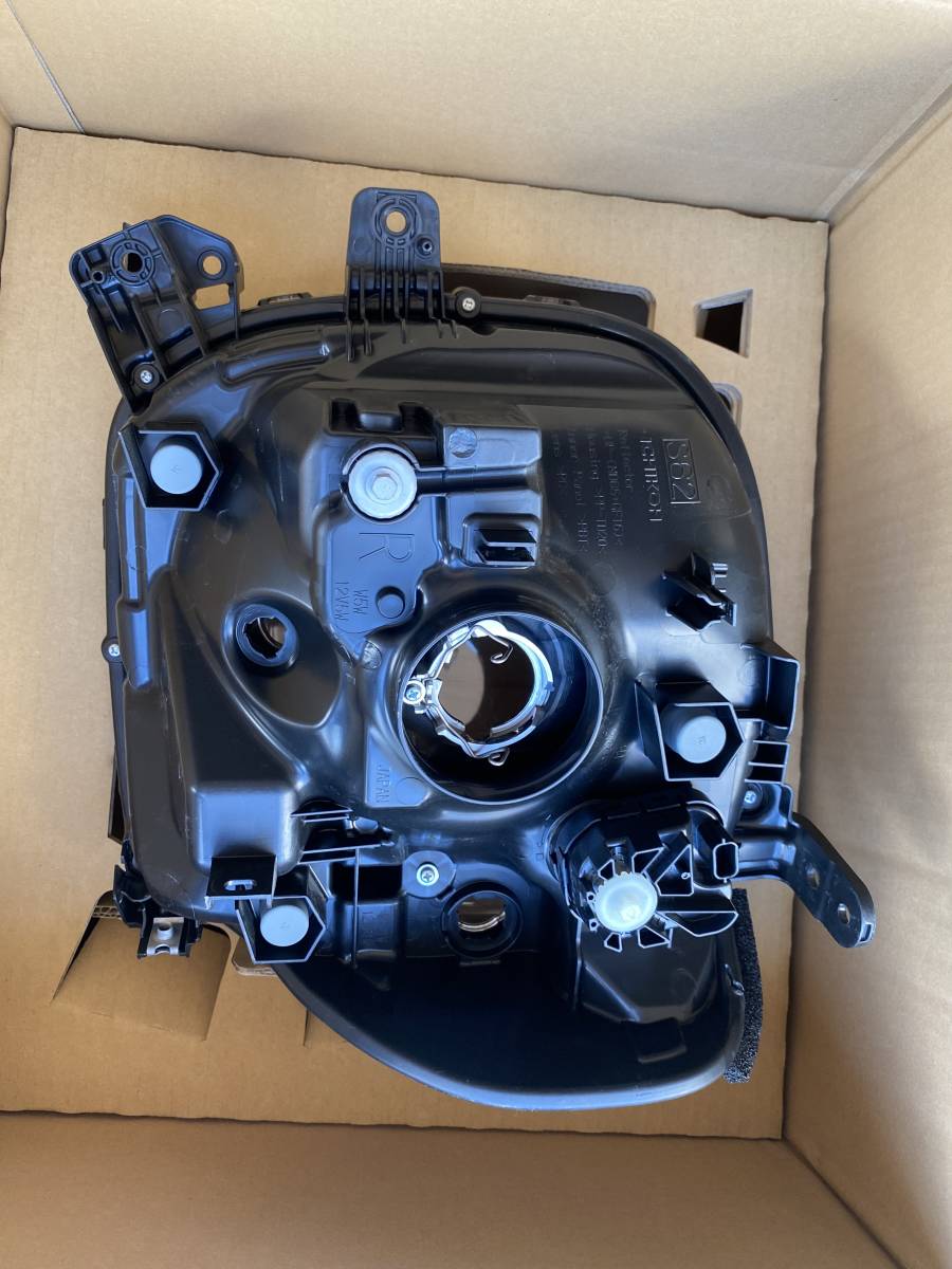 MK53Sスペーシア右中古ヘッドランプ　35100-79R B2 MK53Sスペーシア右中古ヘッドランプ 35100-79R B2 【公式通販】