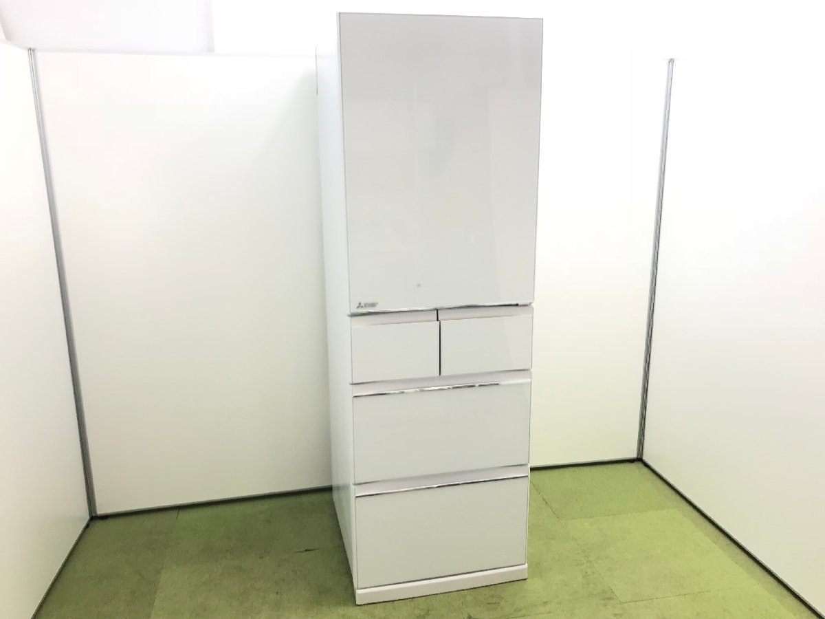 美品 三菱電機 冷凍冷蔵庫 置けるスマート大容量 Bシリーズ MR-B46A-W 右開き 5ドア 455L 自動製氷 2017年製 YD08014su