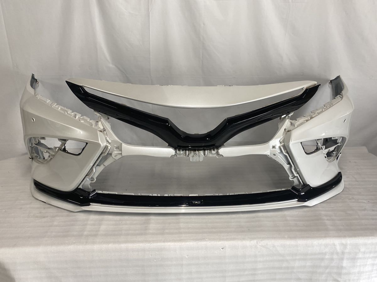 トヨタ カムリ 70 AXVH70 純正 フロントバンパー 52119-33B00 TRD