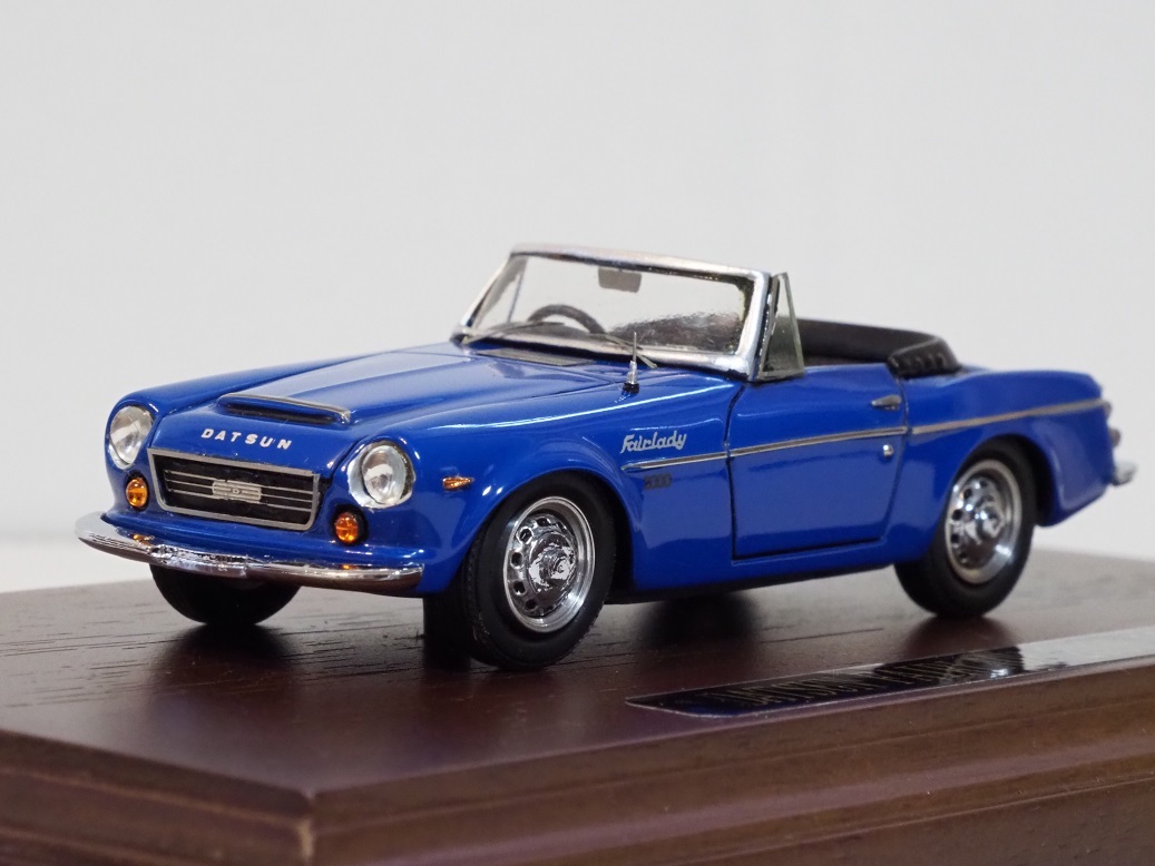 0 フェアレディ 1&frasl;43 ダットサン | 国産名車コレクション 2000（SR311型）1&frasl;43 ダットサン・フェアレディ ミニカー SR311 1967年（ホワイト） 日産 国産名車プレミアムコレクション (SR311) f CARZY