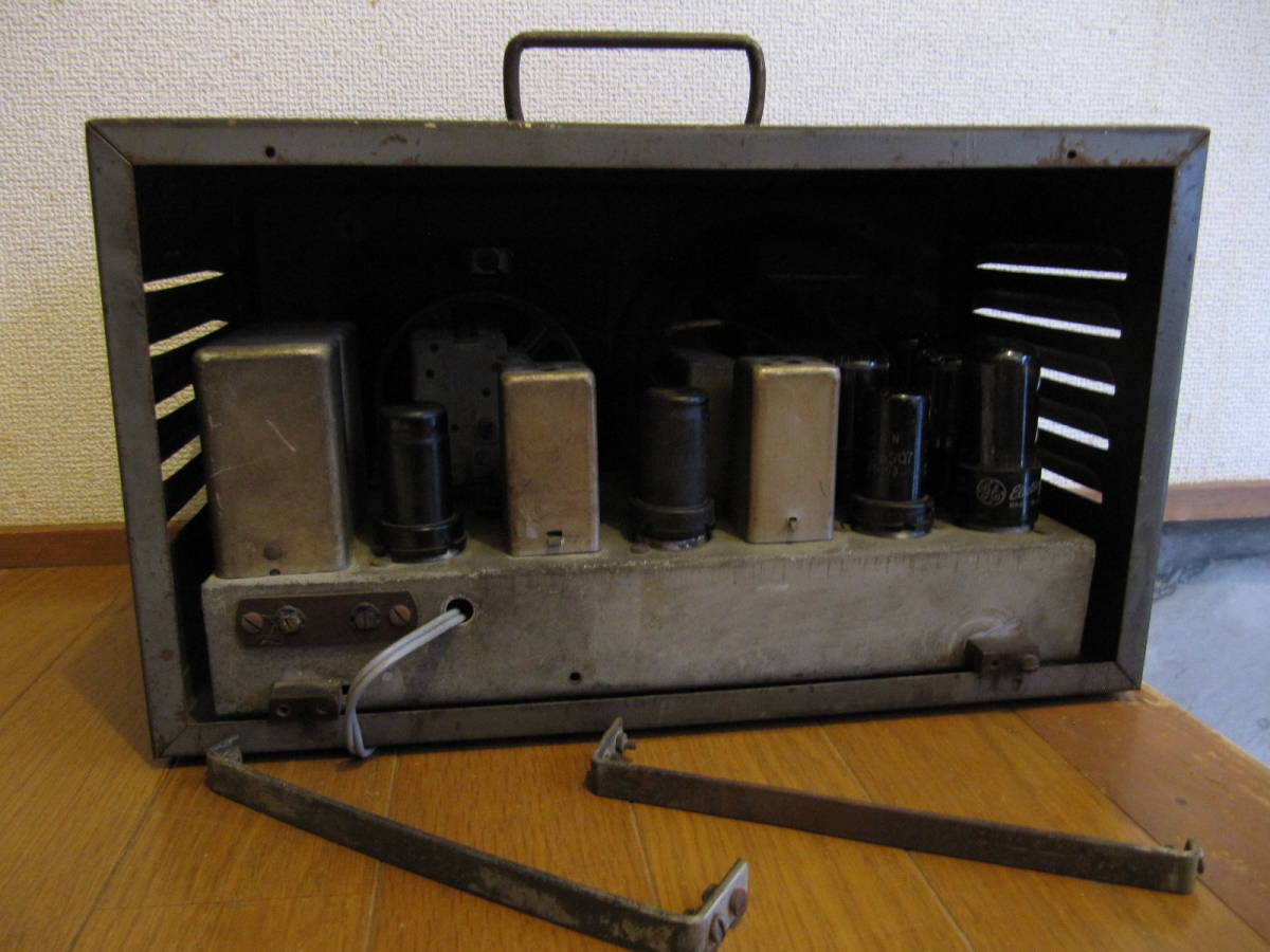 Minerva Tropic Master アメリカ 米軍軍属ラジオ 8球スーパー Minerva Radio Tropic (1945) BC&frasl;SW serviced