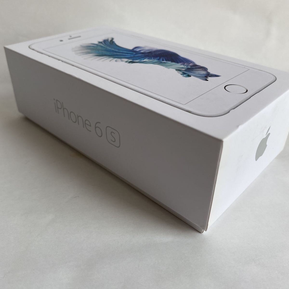【再生品】iPhone6s キズほぼなし美品　SIMフリーiPhone SIMロック解除 iPhone6s Apple iPhone SE 