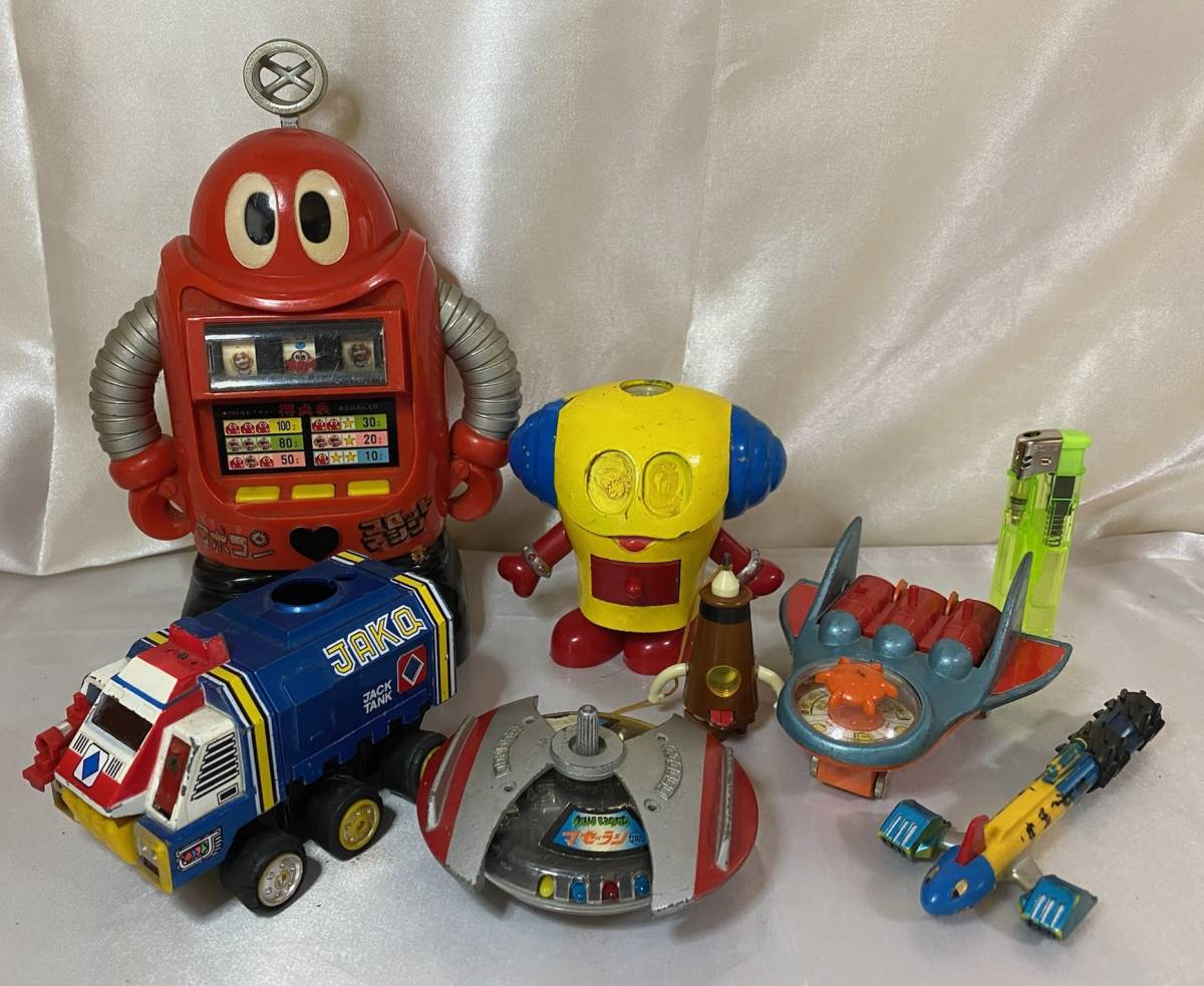 伝説のロボット、マジンガーZとグレートマジンガーがカプセルトイに 
