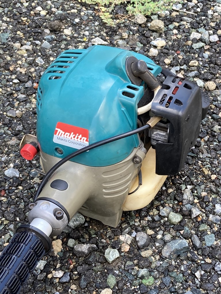 マキタ MEM262 エンジン式刈払機 草刈機 24.5cc 2026年最新マキタの 
